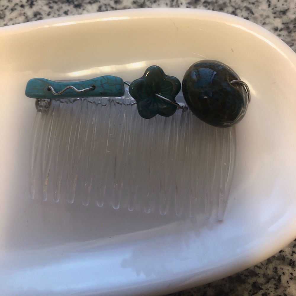 Cowgirl’s Turquoise Stone Hair Comb